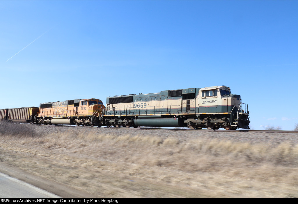 BNSF 9669